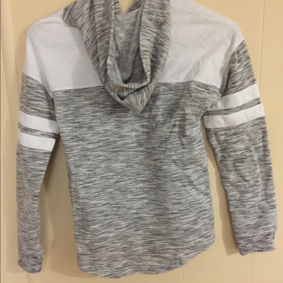 Gray and White Hoddie - Picture 2 of 3